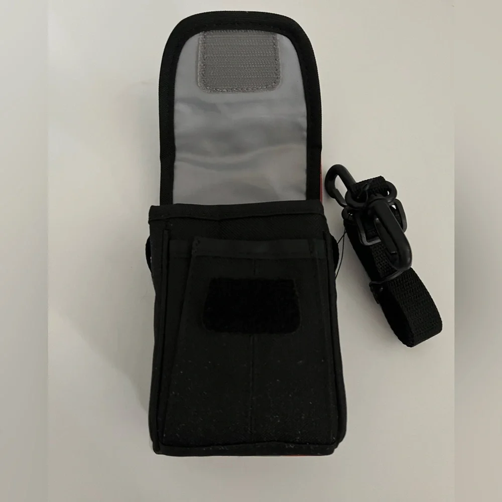 NWT Trax Camera/ Cellphone Pouch